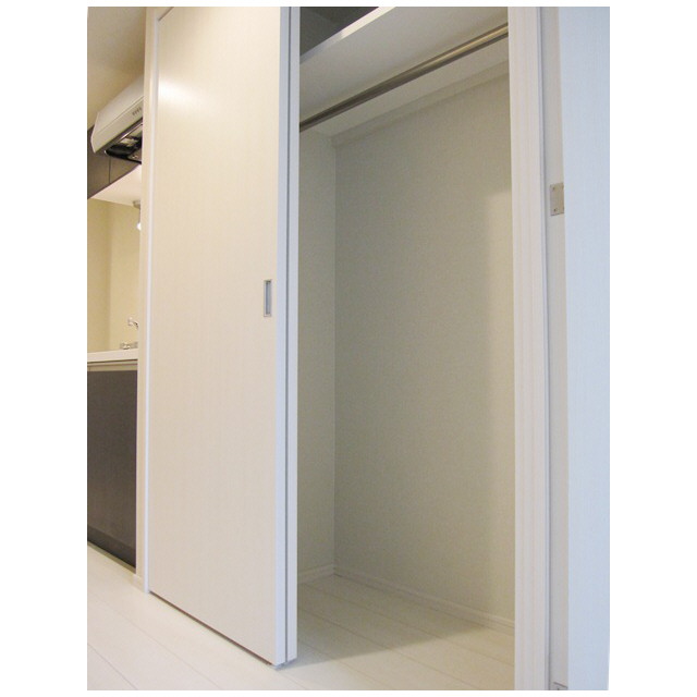 プレール・ドゥーク中野江原町 内観