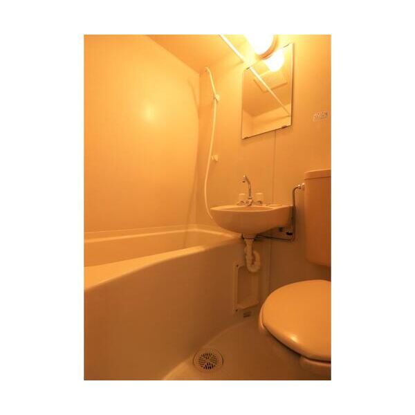 ハビタス調布111号室 お風呂