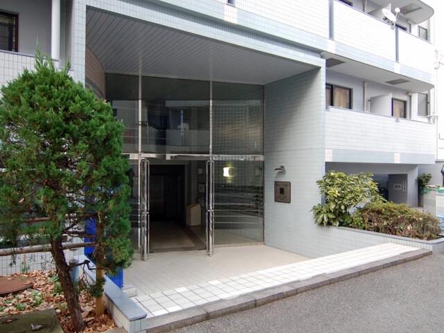 メゾン・ド・コンテス1階 外観