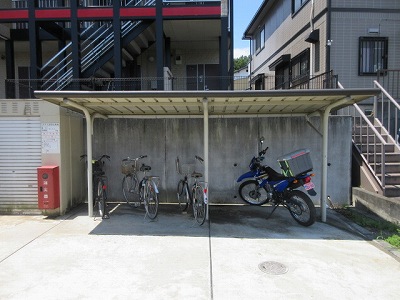 レオパレスマンダリーヌⅢ101号室 駐輪場