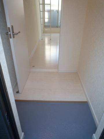 Ｗｉｎｄｙ Ｈｉｌｌｓ 横浜吉野町 玄関