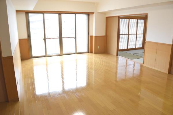 ティアラ恵比寿 リビング