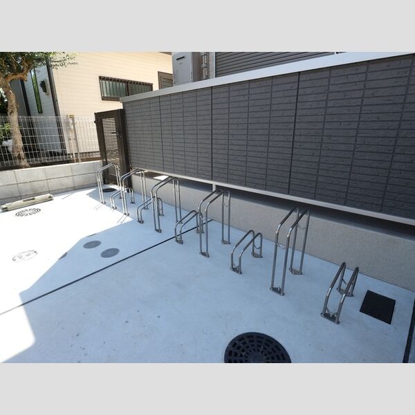 ラ・パーチェ 駐輪場