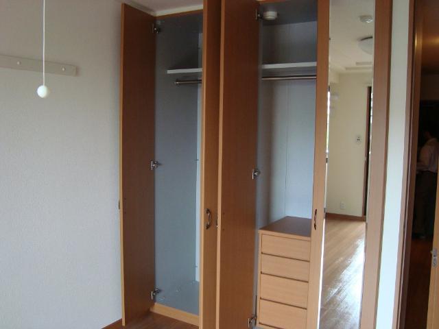 パラシオン平塚 クローゼット