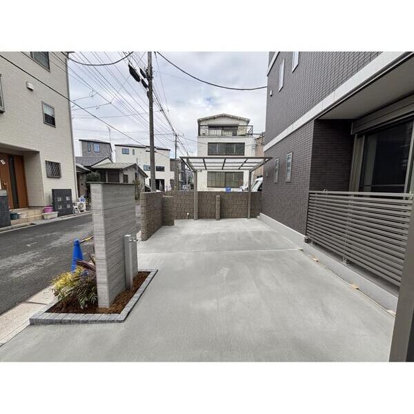 Casa　Lucida102号室 駐車場