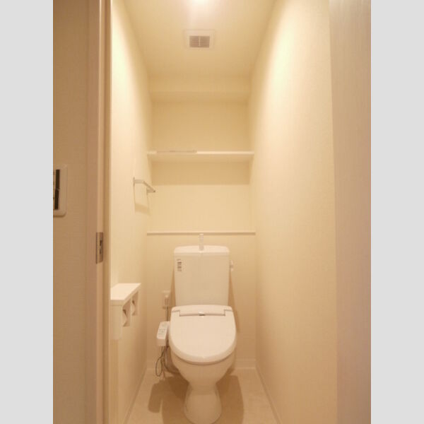 アイリス大森0703号室 トイレ