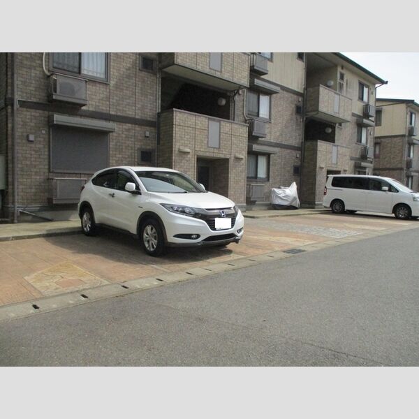 カーサみつわ台　J 駐車場