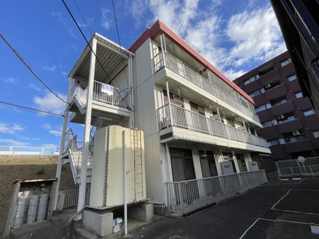 マンション三鈴303号室 外観