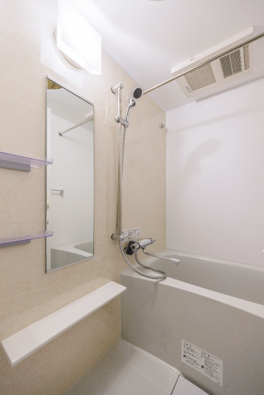 ドゥーエ梅屋敷3階 お風呂