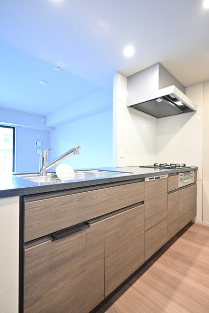 アトラスシティ千歳烏山グランスイート　杜ノ棟 3口ガスコンロ・グリル付