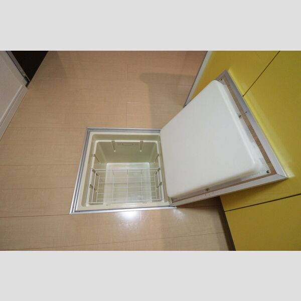 グランデュール55　B101号室 床下収納