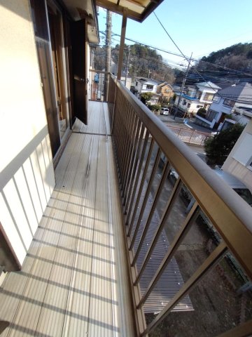 こもれびの丘のオリビア 2階のベランダも綺麗でしっかりしています。