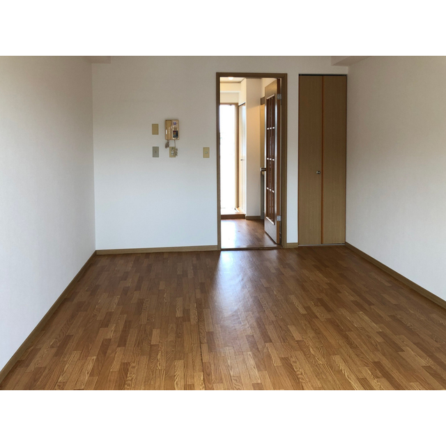 シティコスモ小仲台 リビング