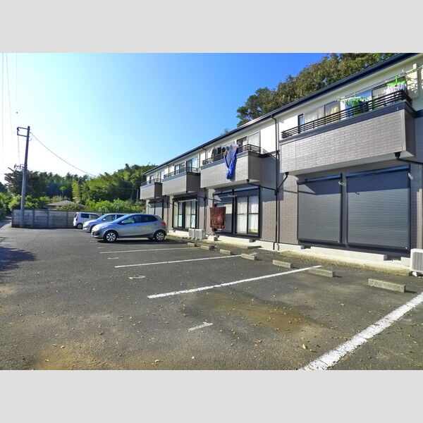 サマックス　プラトー 駐車場