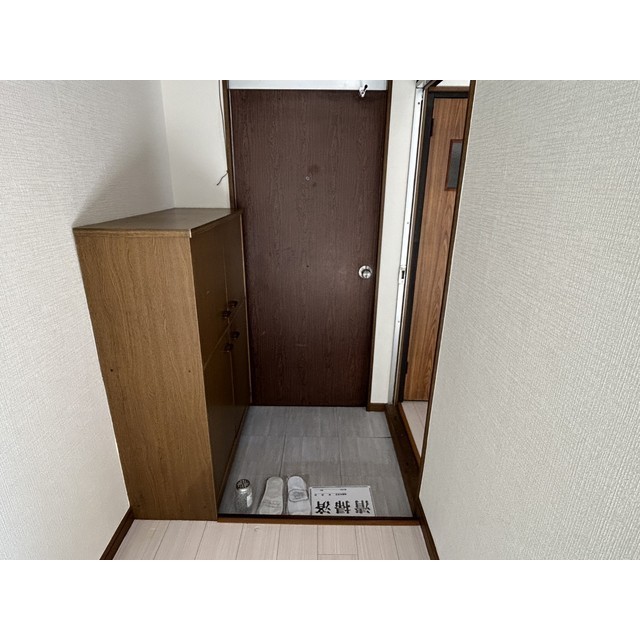 プラウ鳩ヶ谷 玄関