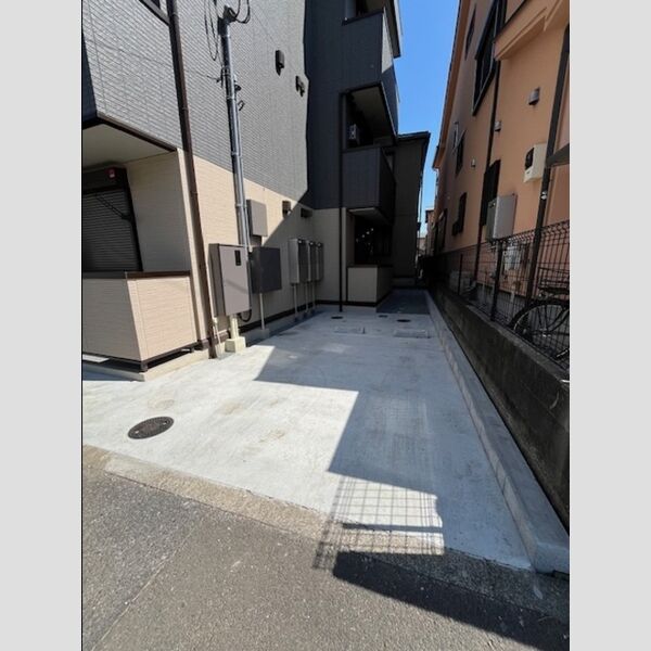 ブリーズコースト夕陽ヶ丘301号室 駐車場