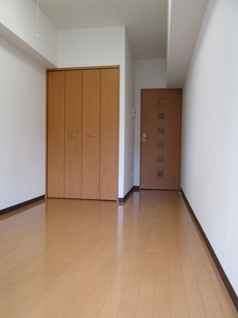 コンフォートマンション大門町6階 ※別部屋の参考写真です