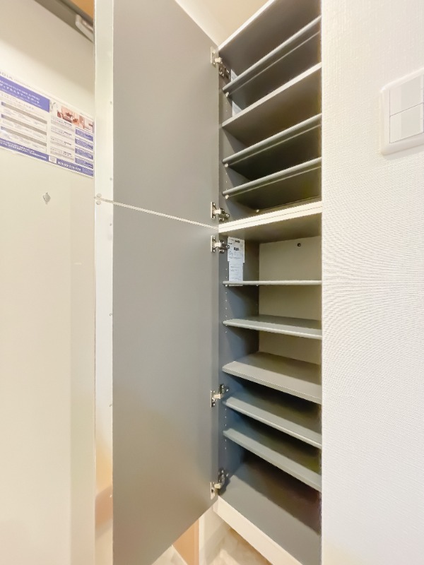 レジディア横濱大通り公園4階 収納