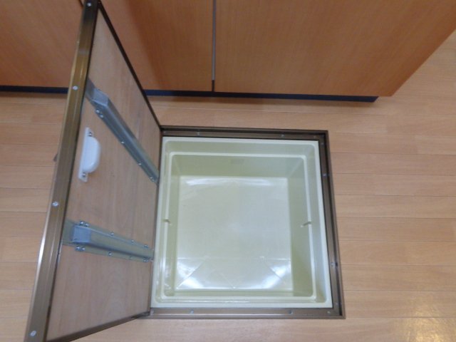 ポモドーロ 床下収納