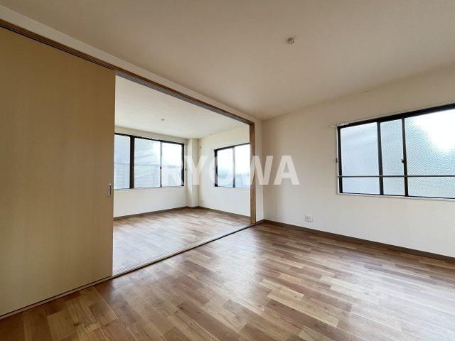 NKT足立東和ビル リビング