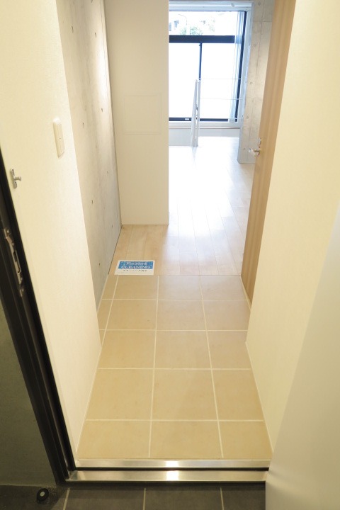 Fika代々木上原1階 玄関