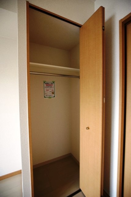 ＬＡ.　ＰＲＹＬＥ新横浜 クローゼット