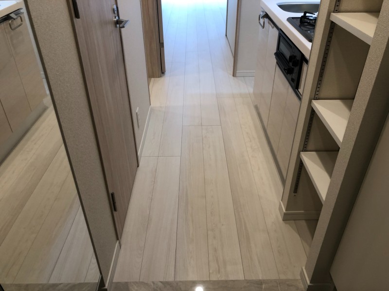 クレイシア上野松が谷 内観