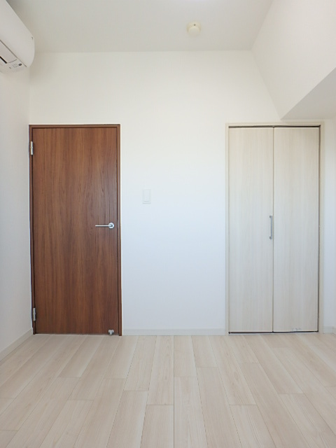 ロイヤルグリーン本郷12階 リビング