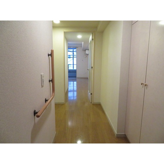 サングランパ0403号室 玄関