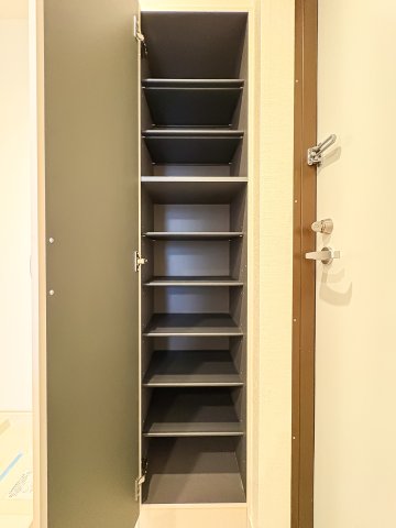 イクシオ錦町0206号室 収納