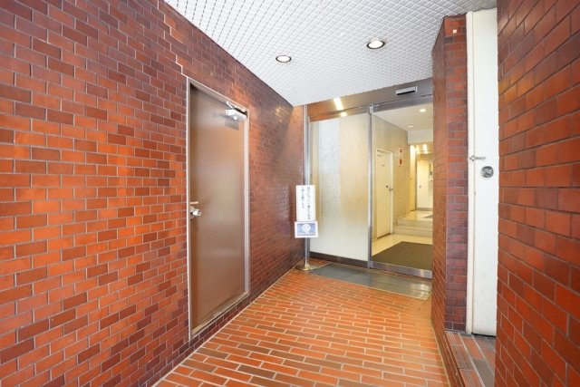 インペリアルお茶の水3階 エントランス