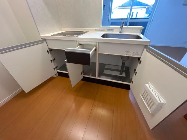 ライジング・サン203号室 キッチン