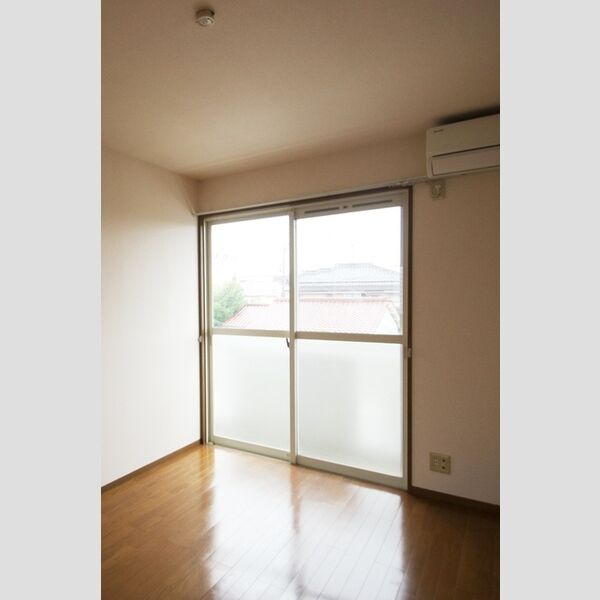 サニーガーデン202号室 洋室