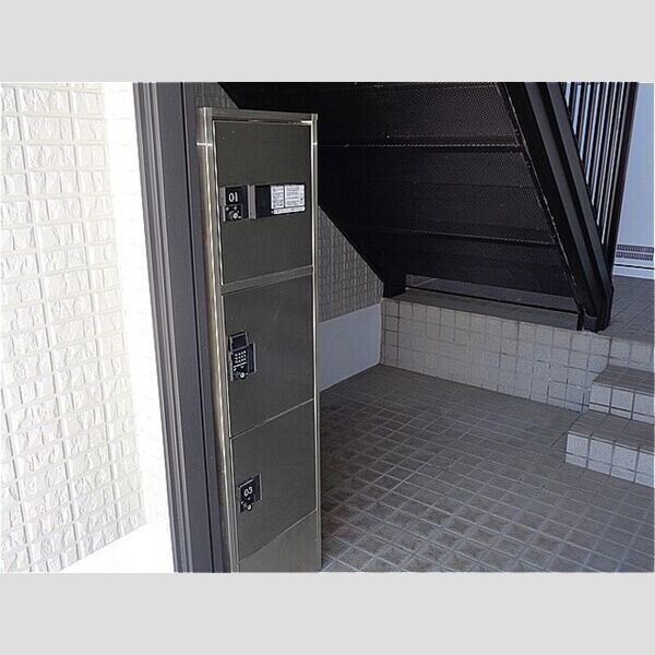 ベイコート105号室 宅配BOX