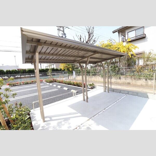 セレーノ 駐輪場