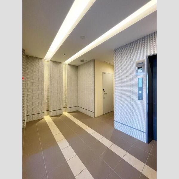 オークスURAWA701号室 エントランス