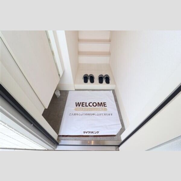 ラ・ベルメール 玄関