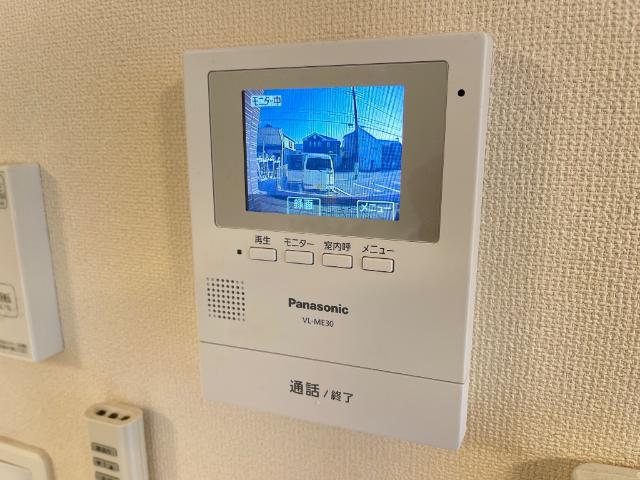 セレーナクオーレ106号室 カメラ付インターホン