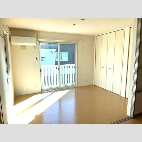 プレミール　カメゾン 洋室