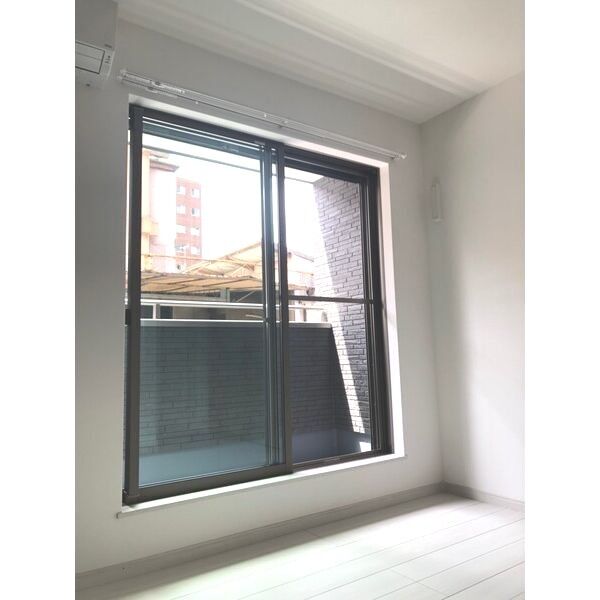 アンビシオン新田101号室 リビング