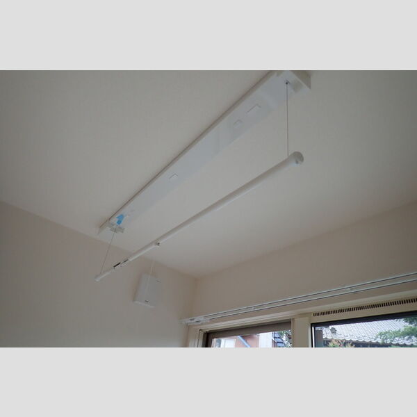 ソフィアⅢ読売ランド101号室 室内物干し