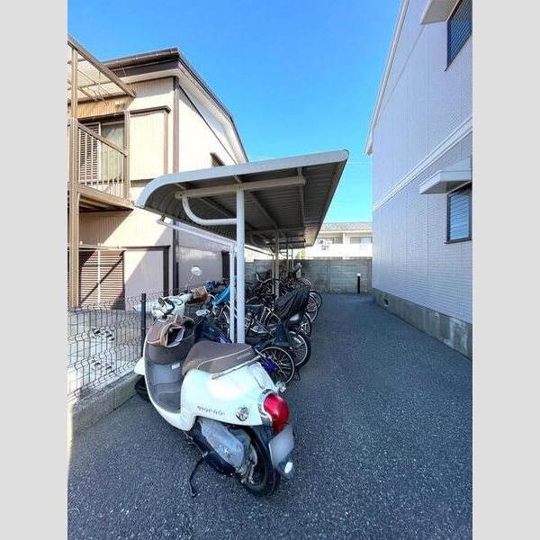 メゾンベール　B103号室 駐輪場