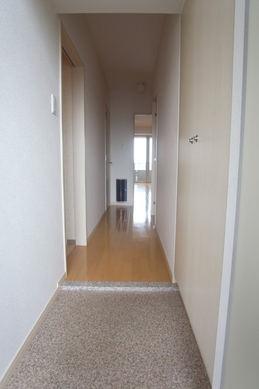 ロングエイトⅢ 玄関