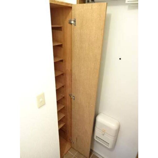 メゾン・ド・ルーチェ シューズボックスあり