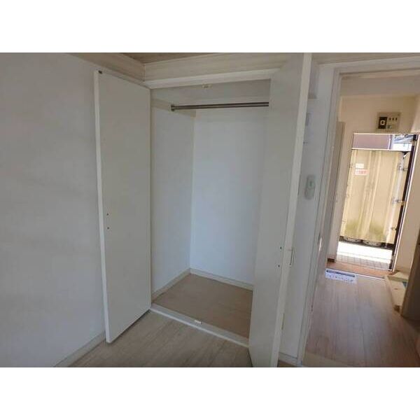 レ・パレス砂川七番 収納