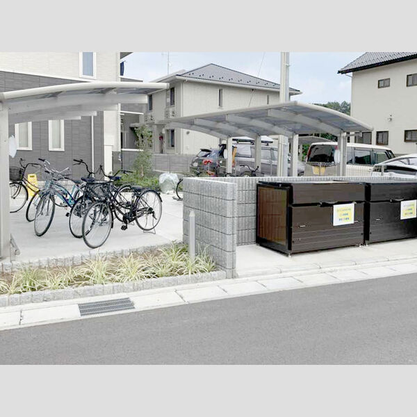 NTCながれやま 駐輪場