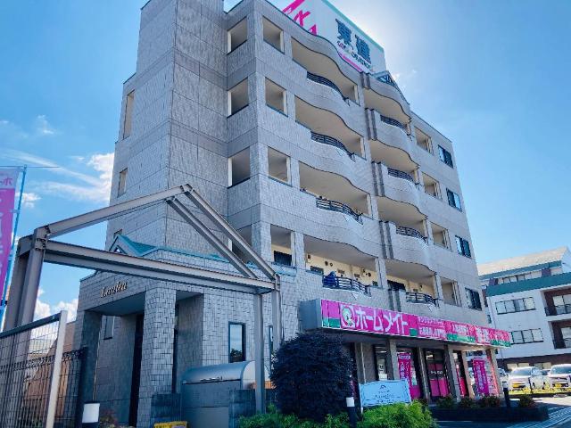 ラウレア 外観写真（昼）