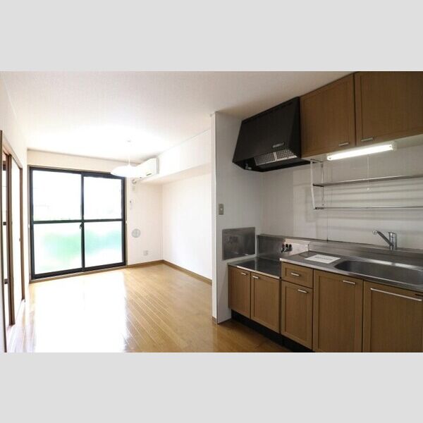 ハイム寿々 ダイニングキッチン