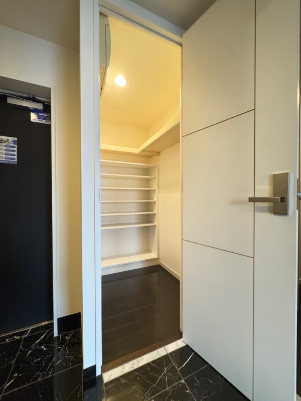 レジディア恵比寿南 収納