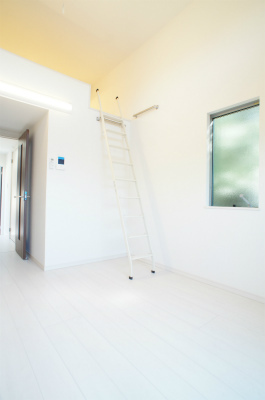 FERIO三ツ沢1階 リビング